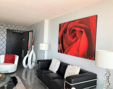 3400 N Ocean Drive - Photo Thumbnail 15