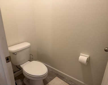9511 Potomac Drive - Photo Thumbnail 15
