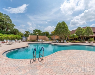 450 Egret Circle - Photo Thumbnail 34