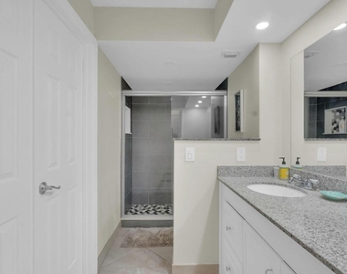 450 Egret Circle - Photo Thumbnail 20