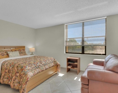 450 Egret Circle - Photo Thumbnail 17