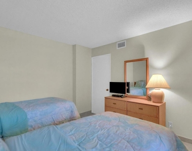 450 Egret Circle - Photo Thumbnail 10