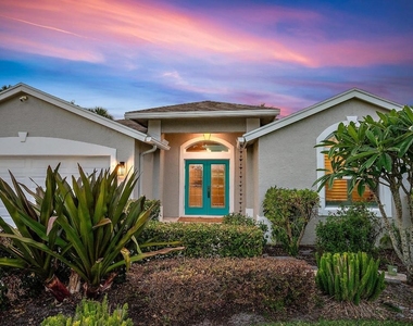 15129 Harriet Avenue - Photo Thumbnail 1