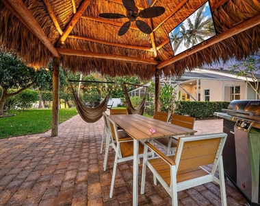 15129 Harriet Avenue - Photo Thumbnail 27