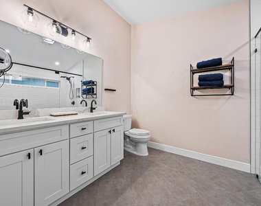15129 Harriet Avenue - Photo Thumbnail 16