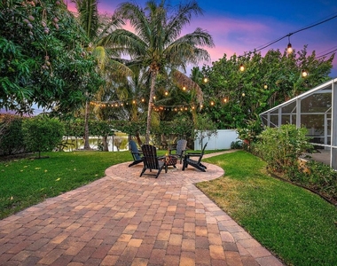 15129 Harriet Avenue - Photo Thumbnail 29