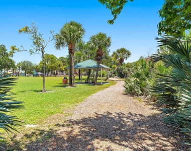 15129 Harriet Avenue - Photo Thumbnail 36