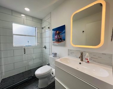 945 Sunflower Avenue - Photo Thumbnail 15
