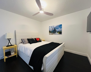 945 Sunflower Avenue - Photo Thumbnail 16