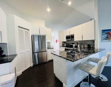 945 Sunflower Avenue - Photo Thumbnail 7