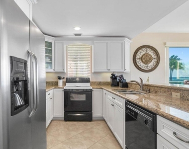 120 Inlet Way - Photo Thumbnail 12