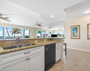 120 Inlet Way - Photo Thumbnail 14