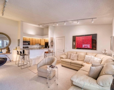 1111 Duncan Circle - Photo Thumbnail 5