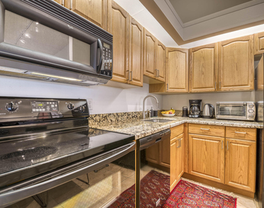 1111 Duncan Circle - Photo Thumbnail 7