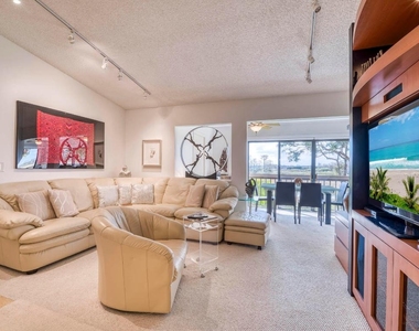 1111 Duncan Circle - Photo Thumbnail 1