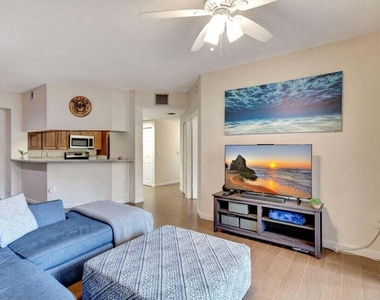 2728 Anzio 105 Court - Photo Thumbnail 20