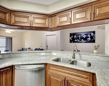 2728 Anzio 105 Court - Photo Thumbnail 23