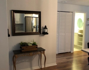 6021 Se Landing Way Bldg 2 Unit #2 - Photo Thumbnail 18