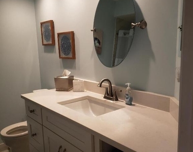 6021 Se Landing Way Bldg 2 Unit #2 - Photo Thumbnail 14