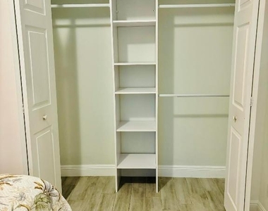 1036 Francis Street - Photo Thumbnail 6