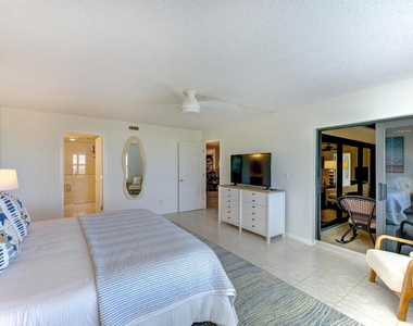 2571 Ne Ocean Boulevard - Photo Thumbnail 11