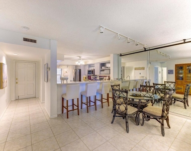 2571 Ne Ocean Boulevard - Photo Thumbnail 5
