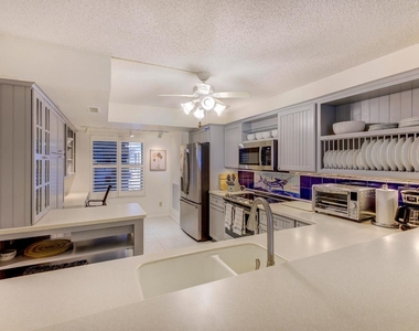 2571 Ne Ocean Boulevard - Photo Thumbnail 6