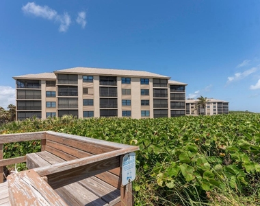 2571 Ne Ocean Boulevard - Photo Thumbnail 1