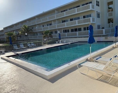 2565 S Ocean 2060 Boulevard - Photo Thumbnail 4