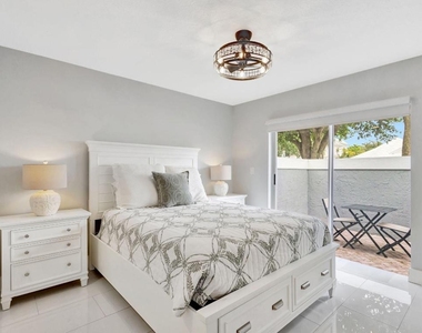 7 Wyndham Lane - Photo Thumbnail 32