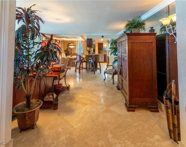 10701 Gulf Shore Drive - Photo Thumbnail 4