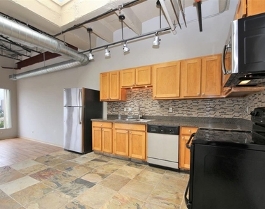 230 W Alabama - Photo Thumbnail 1
