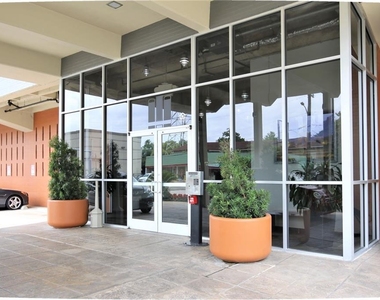 230 W Alabama - Photo Thumbnail 17
