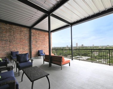 230 W Alabama - Photo Thumbnail 19