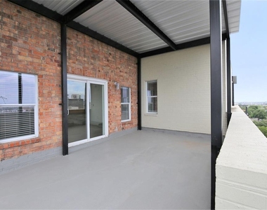 230 W Alabama - Photo Thumbnail 13