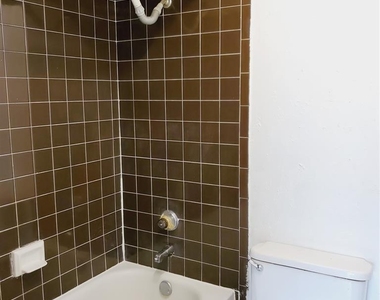 12511 Ashford Meadow Drive - Photo Thumbnail 15