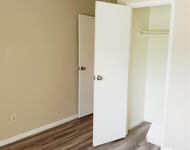 12511 Ashford Meadow Drive - Photo Thumbnail 17