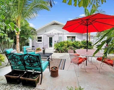 1210 Bay Palm Boulevard - Photo Thumbnail 18