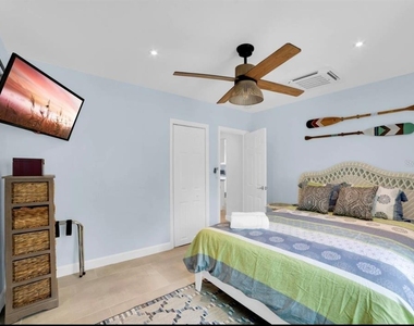 1210 Bay Palm Boulevard - Photo Thumbnail 9