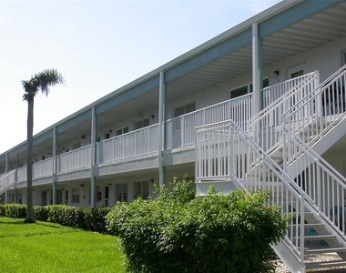 5217 81st Street N - Photo Thumbnail 18