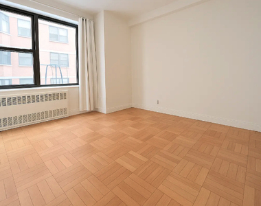 145 4th Avenue - Photo Thumbnail 2