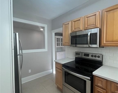 3303 W Empedrado Street - Photo Thumbnail 7