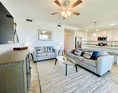 14071 Heritage Landing Boulevard - Photo Thumbnail 6