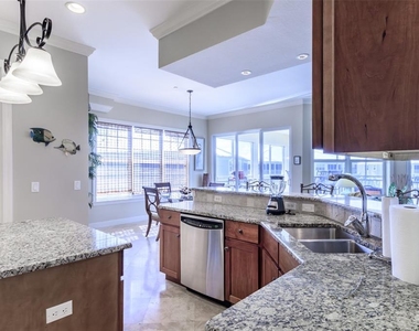 8581 Amberjack Circle - Photo Thumbnail 27