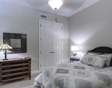 8581 Amberjack Circle - Photo Thumbnail 16