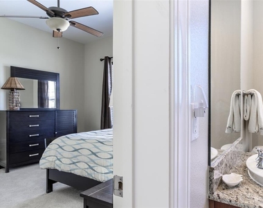 8581 Amberjack Circle - Photo Thumbnail 12