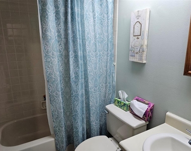 4139 66th Street Circle W - Photo Thumbnail 17