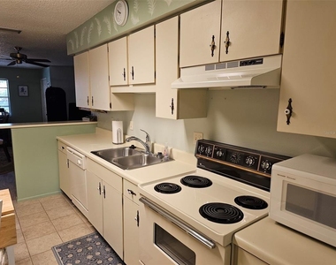 4139 66th Street Circle W - Photo Thumbnail 13