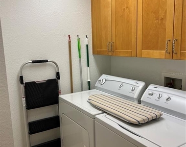 1188 N Tamiami Trail - Photo Thumbnail 17