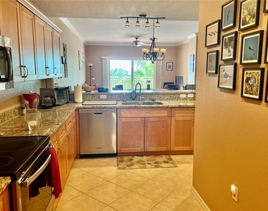 1188 N Tamiami Trail - Photo Thumbnail 8